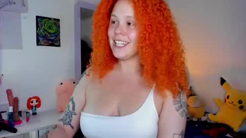 Snapshot of alaska_colors chatting on 04/26/26, 03:42 Caro online show from 04/26/26, 03:42