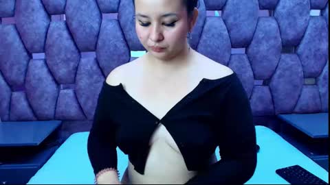 AlaSmith  online show from 04/18/26, 02:37