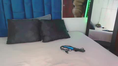 alba online show from 11/20/25, 02:06