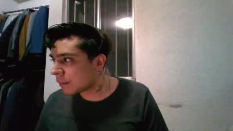 Snapshot of albertoarenas16 chatting on 04/09/26, 06:19 albertoarenas16 online show from 04/09/26, 06:19