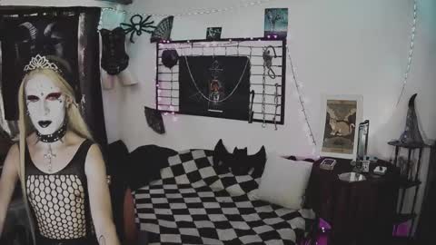 Mistic witch online show from 02/12/25, 07:02