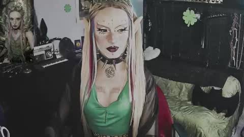 Mistic witch online show from 03/18/26, 01:47