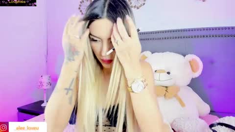Snapshot of ale_love_ chatting on 06/05/26, 12:17 ALE LOVE online show from 06/05/26, 12:17