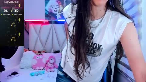 Snapshot of ale_noah_xxx chatting on 12/08/24, 01:35 ale_noah_xxx online show from 12/08/24, 01:35