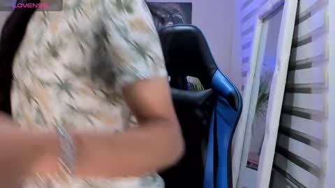 Snapshot of ale_noah_xxx chatting on 12/24/24, 09:39 ale_noah_xxx online show from 12/24/24, 09:39