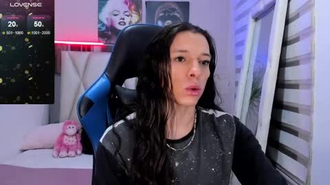 Snapshot of ale_noah_xxx chatting on 01/06/25, 05:52 ale_noah_xxx online show from 01/06/25, 05:52