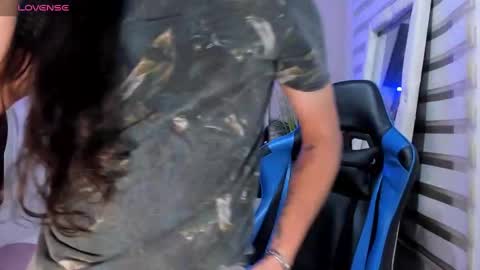 Snapshot of ale_noah_xxx chatting on 01/11/25, 04:38 ale_noah_xxx online show from 01/11/25, 04:38