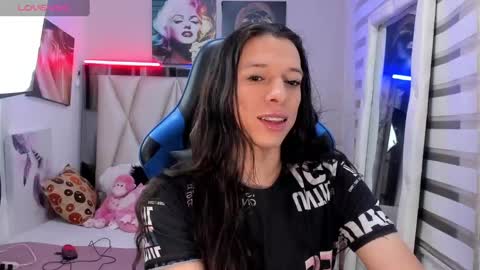 Snapshot of ale_noah_xxx chatting on 01/22/25, 02:15 ale_noah_xxx online show from 01/22/25, 02:15