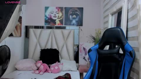 Snapshot of ale_noah_xxx chatting on 02/04/25, 06:25 ale_noah_xxx online show from 02/04/25, 06:25