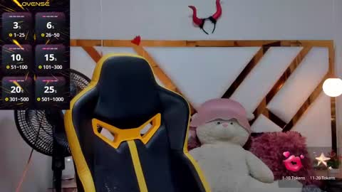 Snapshot of ale_noah_xxx chatting on 02/23/25, 02:40 ale_noah_xxx online show from 02/23/25, 02:40