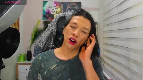 Snapshot of ale_noah_xxx chatting on 03/12/25, 11:33 ale_noah_xxx online show from 03/12/25, 11:33