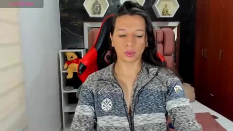 Snapshot of ale_noah_xxx chatting on 09/11/25, 09:37 ale_noah_xxx online show from 09/11/25, 09:37