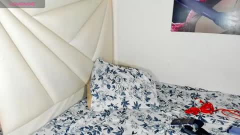 Snapshot of ale_noah_xxx chatting on 03/04/26, 11:27 ale_noah_xxx online show from 03/04/26, 11:27