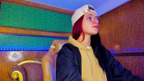 Aleja Online  GTM-5 700 1400 online show from 12/17/25, 01:06