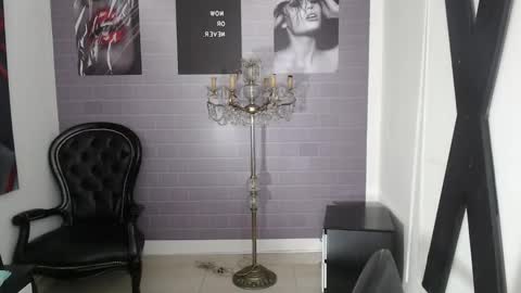 Ale online show from 11/08/25, 12:16