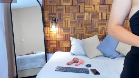 alessia online show from 04/13/26, 02:33