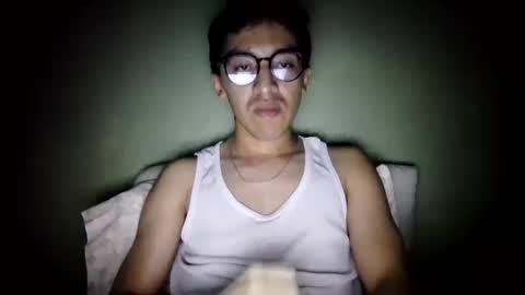 Snapshot of aleexrune chatting on 10/10/25, 03:27 aleexrune online show from 10/10/25, 03:27