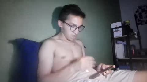 Snapshot of aleexrune chatting on 05/19/26, 03:46 aleexrune online show from 05/19/26, 03:46