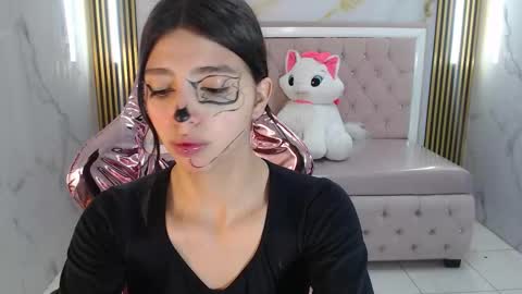 Ale online show from 10/08/25, 01:31