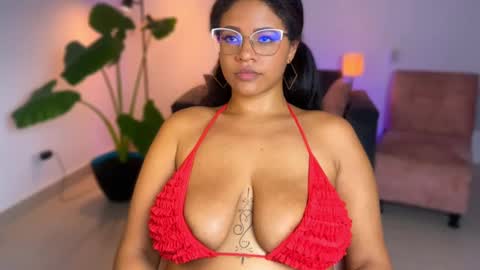 Snapshot of aleiascott chatting on 02/24/25, 03:55 Aleia online show from 02/24/25, 03:55