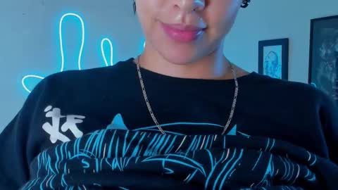 Alejandra online show from 09/13/25, 11:26