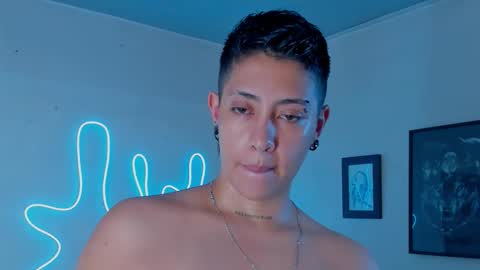 Alejandra online show from 10/24/25, 10:39