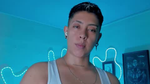 Alejandra online show from 03/22/26, 12:03