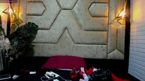 aleja__slav3 online show from 04/15/26, 09:37