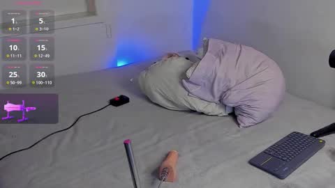 Aleja online show from 02/24/26, 03:43