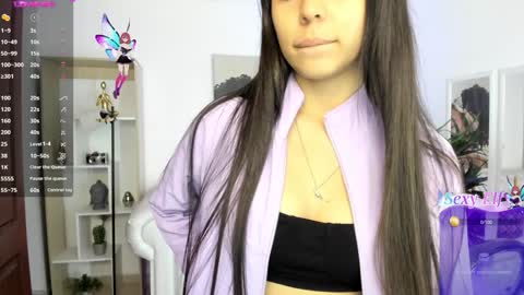 Alejandra online show from 12/23/24, 11:47