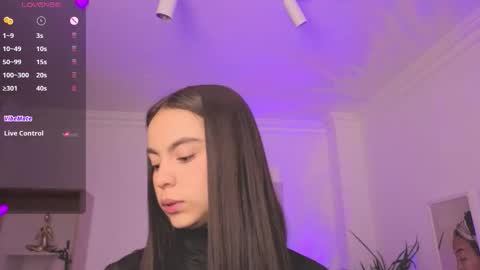 Alejandra online show from 03/20/26, 11:04