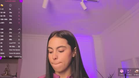 Alejandra online show from 05/27/26, 11:40