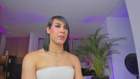 A L E J A N D R A online show from 03/09/25, 12:10