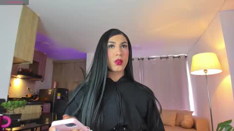 A L E J A N D R A online show from 01/08/26, 08:00