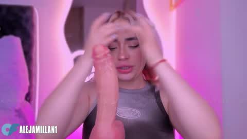 Snapshot of alejamillan1 chatting on 01/10/26, 05:31 night GTM -5 online show from 01/10/26, 05:31