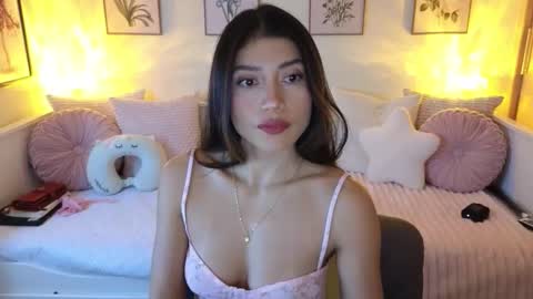 Snapshot of alejandhra chatting on 11/28/25, 12:19 Alejandhra online show from 11/28/25, 12:19