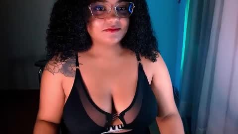 Alejandra  online show from 12/12/24, 11:47