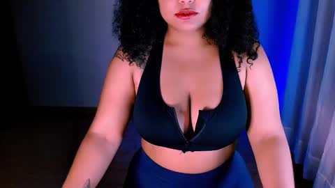 Alejandra  online show from 02/02/25, 11:21