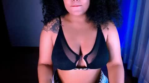 Alejandra  online show from 02/06/25, 11:15