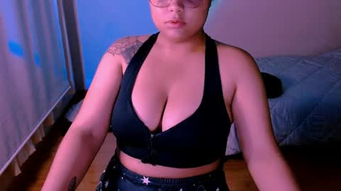 Alejandra  online show from 04/09/26, 12:32