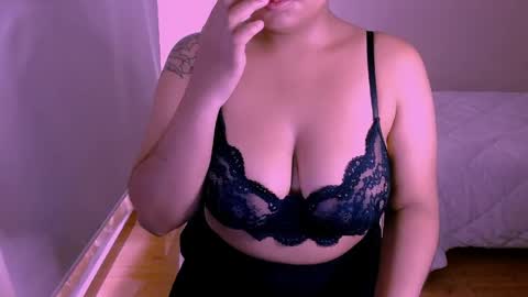 Snapshot of alejandra_conde chatting on 05/31/26, 05:09 Alejandra online show from 05/31/26, 05:09