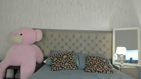 alejandra_marin_ online show from 04/22/26, 02:47