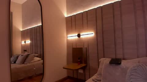 alejandra_marin_ online show from 05/23/26, 01:22