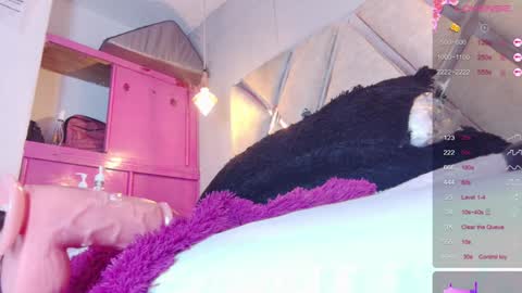 Snapshot of alejandra_martinss chatting on 01/12/25, 07:21 alejandra martins online show from 01/12/25, 07:21