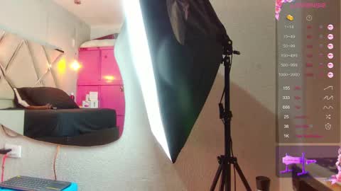 Snapshot of alejandra_martinss chatting on 05/05/26, 04:42 alejandra martins online show from 05/05/26, 04:42