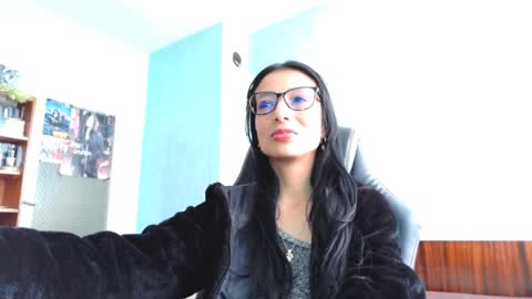 Snapshot of alejandracherry_ chatting on 12/16/24, 11:44 Alejandra online show from 12/16/24, 11:44
