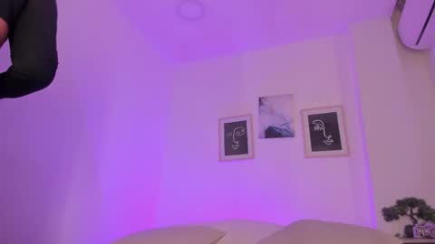 Alejandra online show from 04/09/26, 11:59