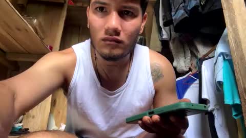 Snapshot of alejandro_miuller chatting on 10/19/25, 02:50 alejandro_miuller online show from 10/19/25, 02:50