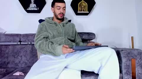 Snapshot of alejandro_zatroro chatting on 02/09/26, 12:53 ONLYFANS ALEJANDRO ZATRORO online show from 02/09/26, 12:53