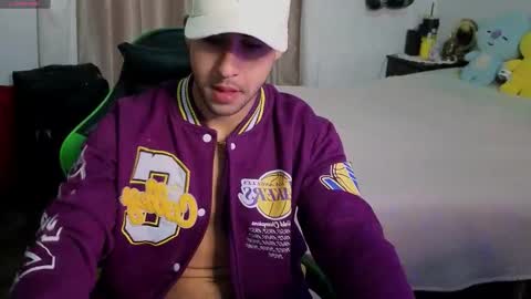 Snapshot of alejandrojf_00 chatting on 02/01/26, 08:40 Daiki jack online show from 02/01/26, 08:40